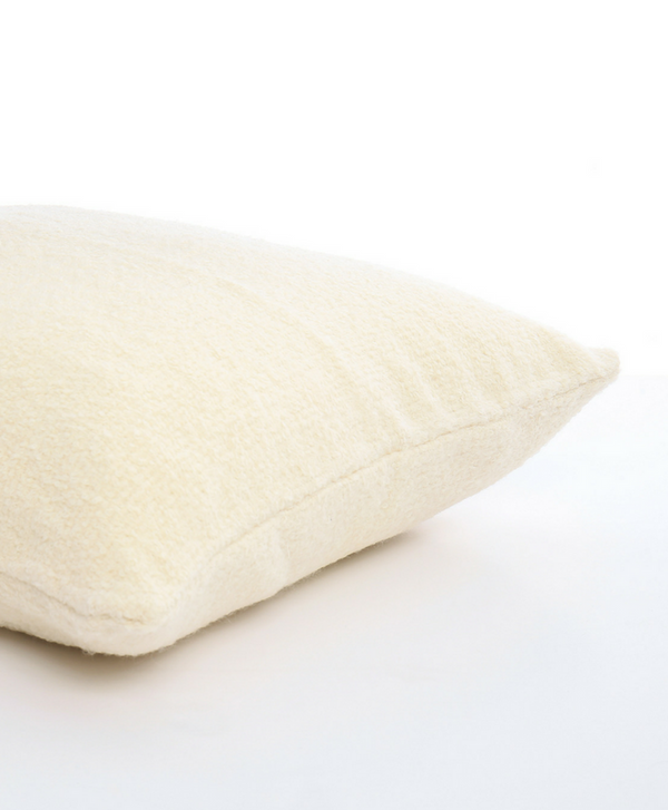 Maya Boucle Throw Pillow - Sefte