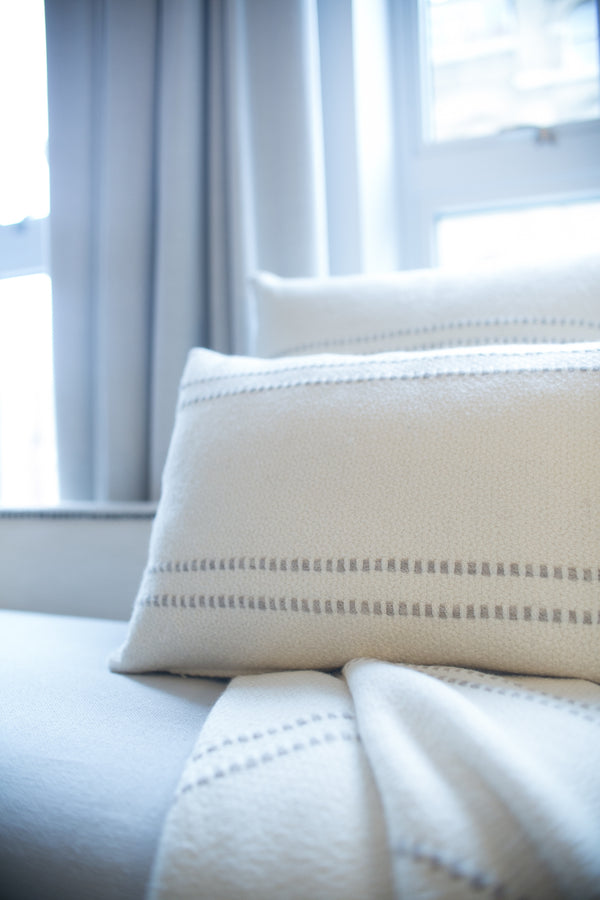 Sefte + The Huntress Dido Throw