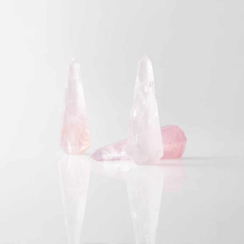 Sefte + The Cristalline Rose Quartz Ring Stand