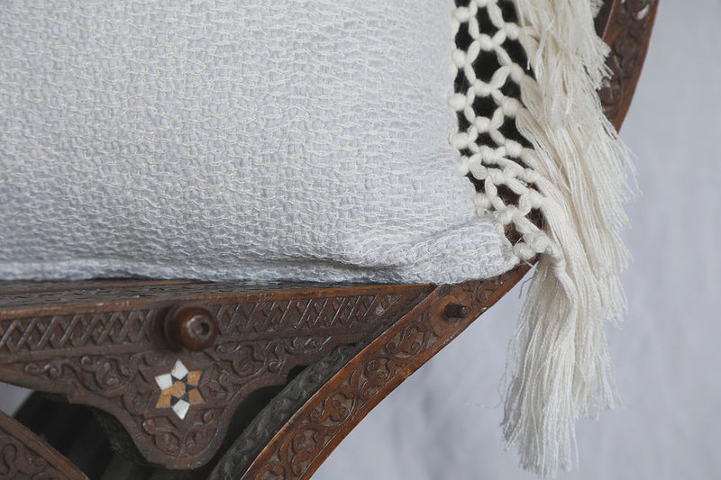Misti Throw Pillow - Sefte