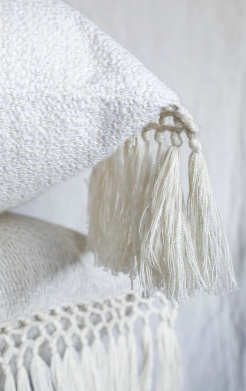 Misti Throw Pillow - Sefte