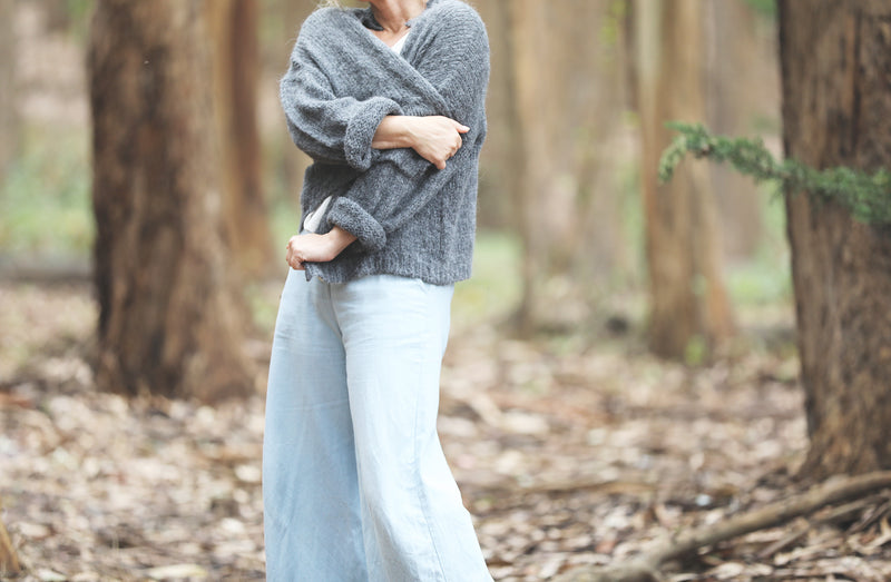 Nuna Cardigan in Charcoal - Sefte